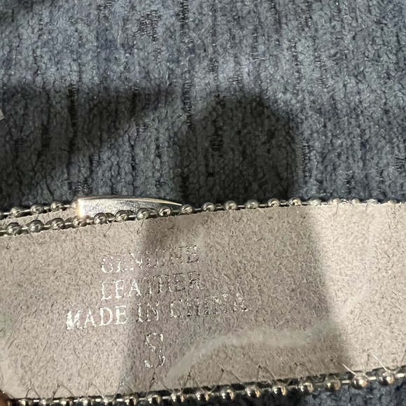 Woman Dazzling Belt with Horses White Leather Incredible Detail - Picture 3 of 4